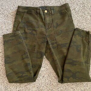 Sanctuary women's camo pants, size 29